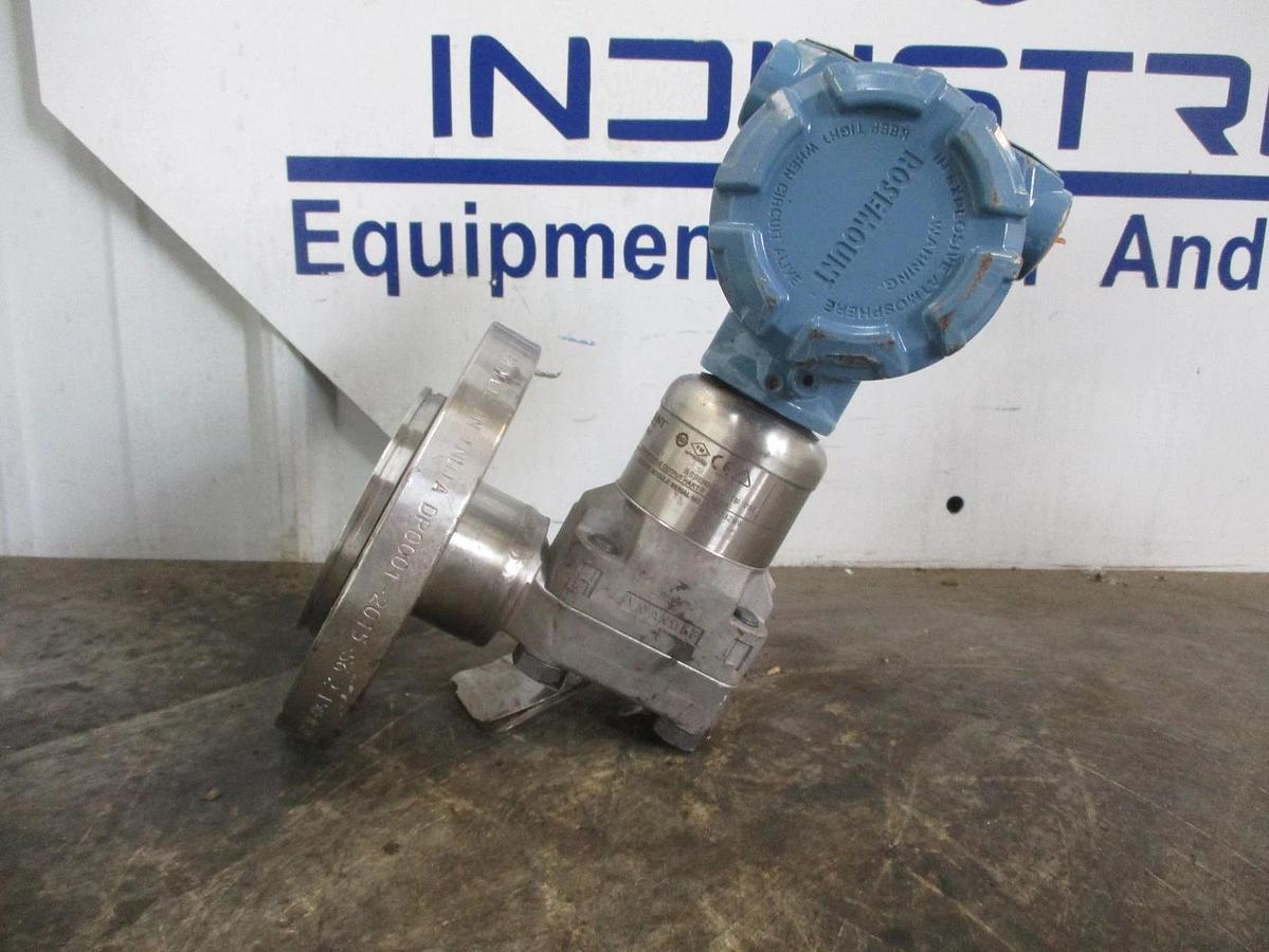 Used ROSEMOUNT 3051S PRESSURE TRANSMITTER W/ FLANGE, #36818J USED