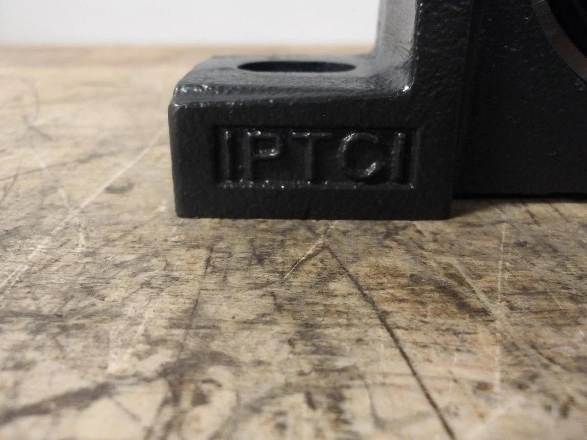 IPTCI UCP207-23 PILLOW BLOCK BEARING 1-7/16" BORE, #728304G NIB
