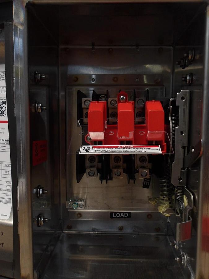 Used SIEMENS 30 AMP S/S SAFETY SWITCH 600/250 V, #7161208G NEW