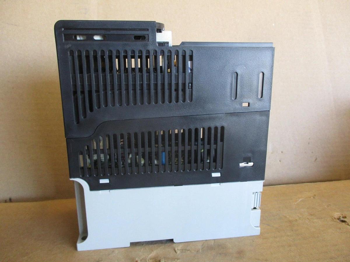 Used ALLEN-BRADLEY 1HP POWERFLEX 525 DRIVE, #613327J USED