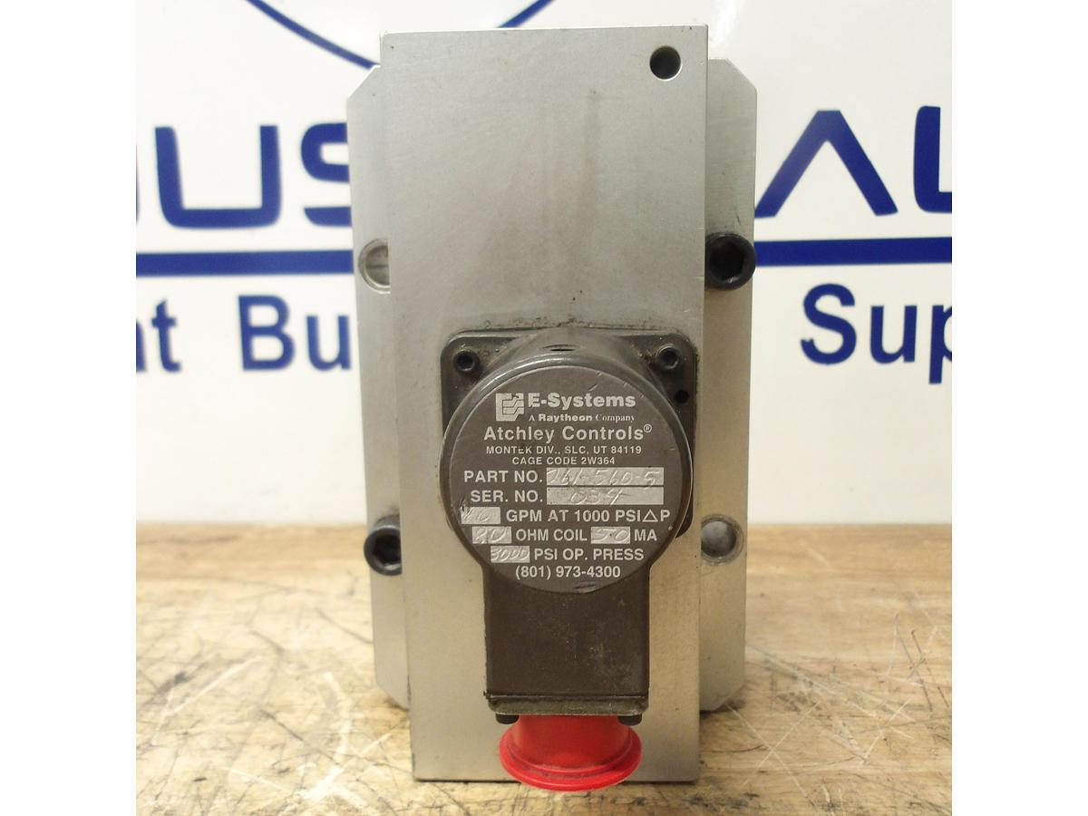 Used ATCHLEY 261-560-5 SERVO VALVE, #831912G USED