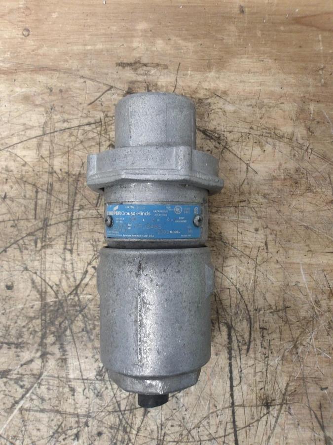 Used CROUSE-HINDS 30 AMP RECEPTACLE APJ3465, 250/600 V, #2131014G USED