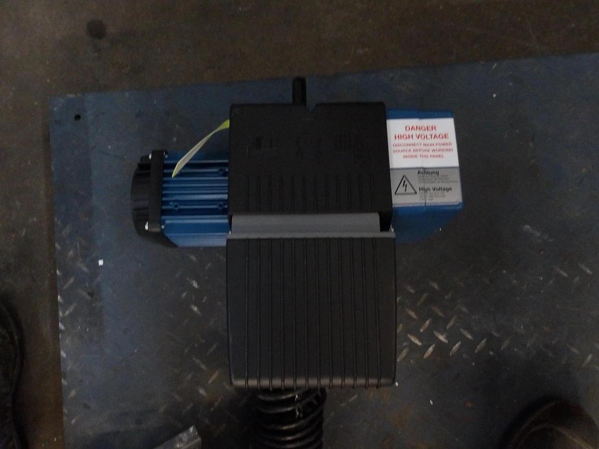 Used DEMAG DCM-PR02 CHAIN HOIST 275 LBS, 9 FT LIFT, #79935G NEW