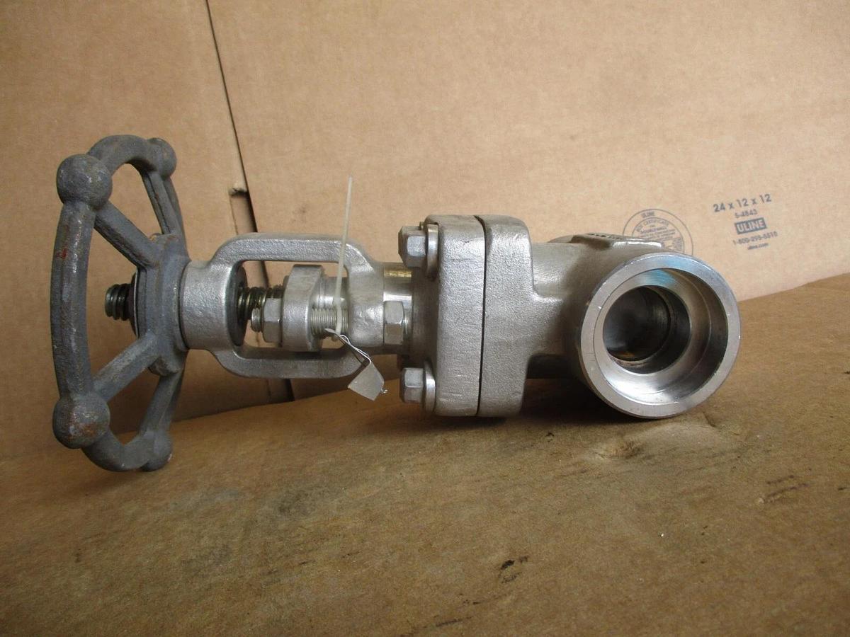 Used WARREN 1-1/2" STAINLESS GATE VALVE (SOCKET WELD), #4161216J NEW