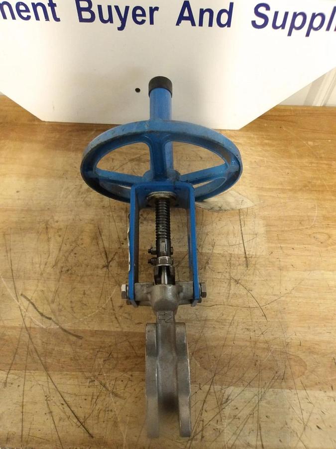 Used ACT 2" S/S KNIFE GATE VALVE 20-3636RE, #922215G USED