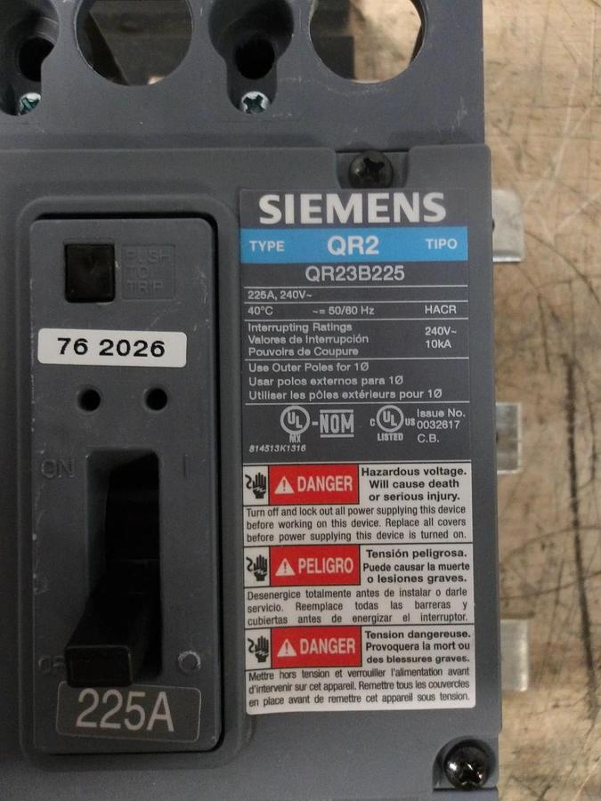 SIEMENS 225 A MAIN SUBFEED BREAKER KIT 240 V, #7171044G NIB