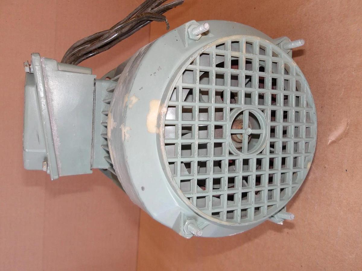 Used LEROY - SOMER POWERBLOC .33 HP MOTOR, FR LS56C, 1730 RPM, #1126110G USED