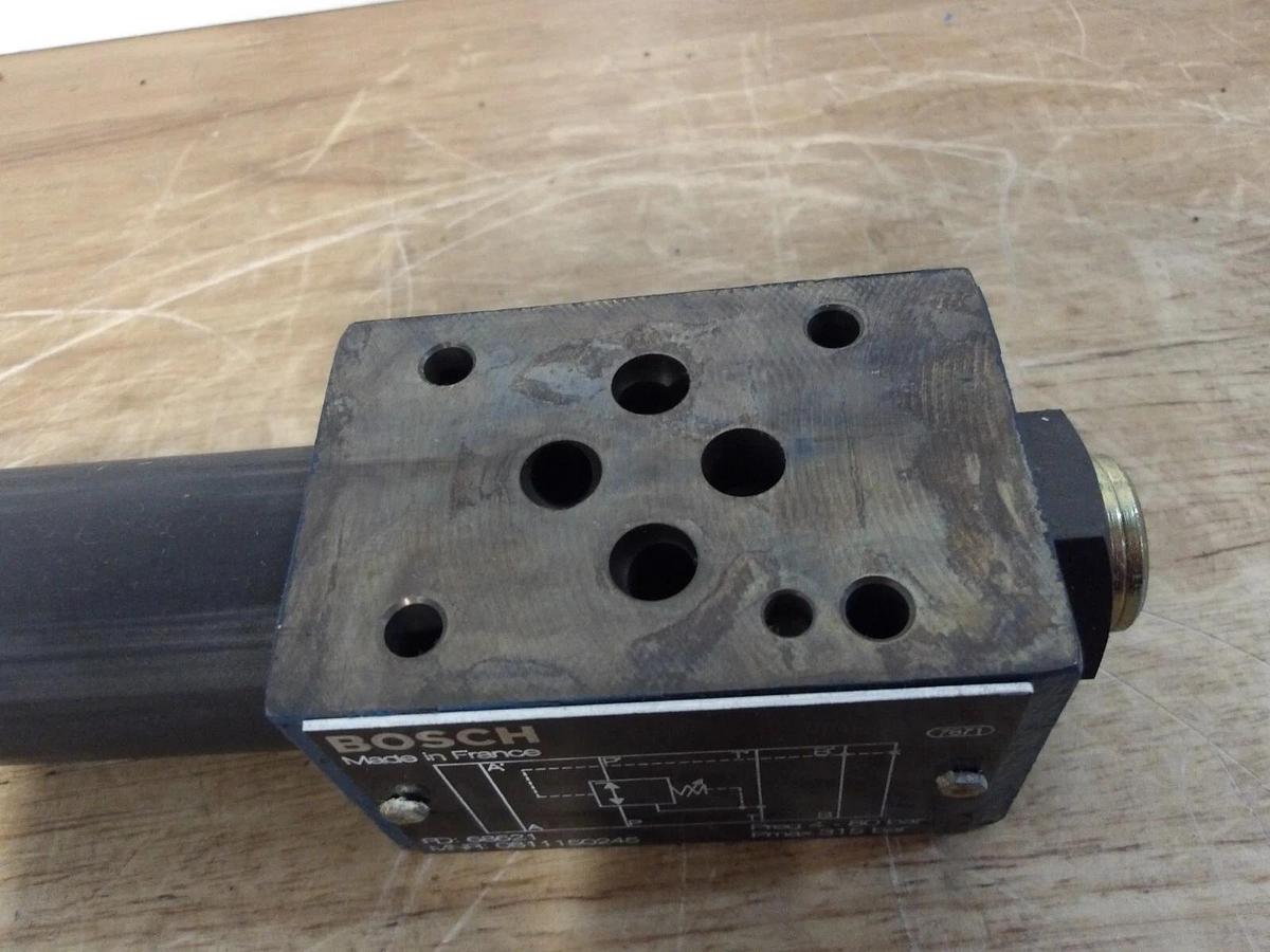 Used BOSCH 0811150245/68621 PRESSURE REDUCING VALVE, #37850G NEW