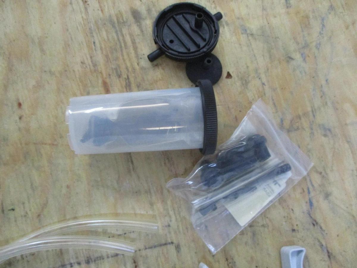 Used MITYVAC - HAND VACUUM PUMP 009410, 0.5 GPH CAP, #120230J NEW