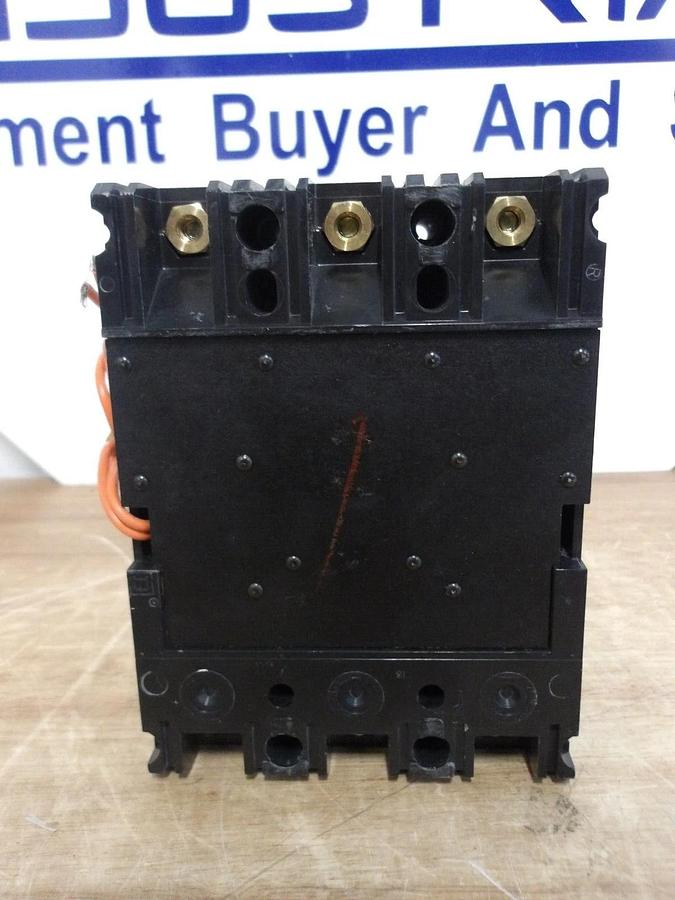 SQUARE D FHL36040G 40 AMP BREAKER, #2261009G NIB
