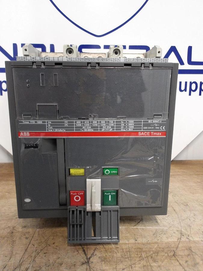 Used ABB SACE TMAX T7D - 1600 CIRCUIT BREAKER, #910309G USED