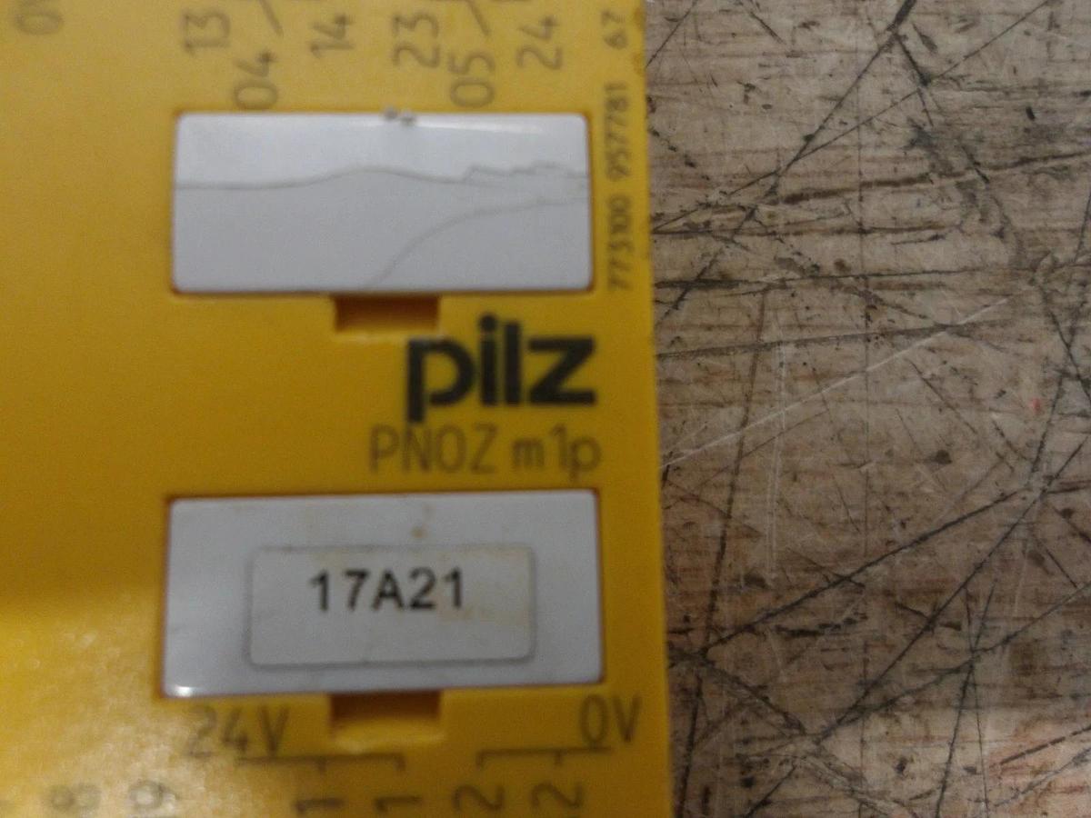 Used PILZ PM0Z MODULE 24 VDC, #430922G PARTS ONLY