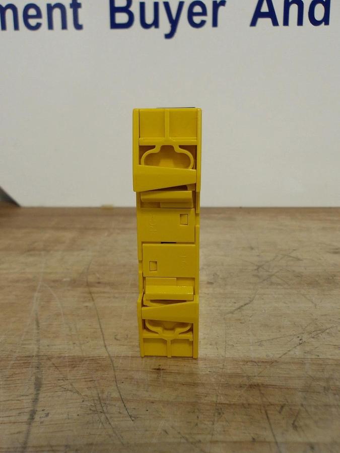 SICK UE48-30S3D2 SAFETY RELAY 24 V, #430136G NIB