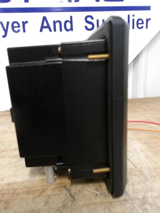 Used ALLEN BRADLEY PANELVIEW 600 TOUCH SCREEN 2711-T6C15L1, #64220G USED