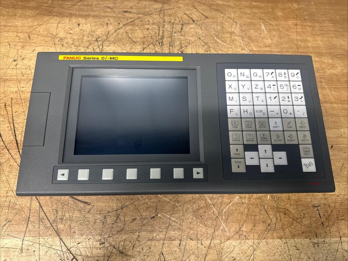 Used Fanuc AO2B-0309-B500 Series Oi-MC OPERATOR PANEL. Used Take Out! #1216935P