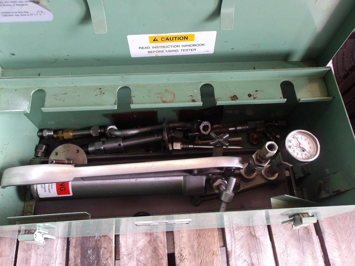 Used AMETEK 10-5525 DEAD WEIGHT PRESSURE TESTER, #7291145G USED