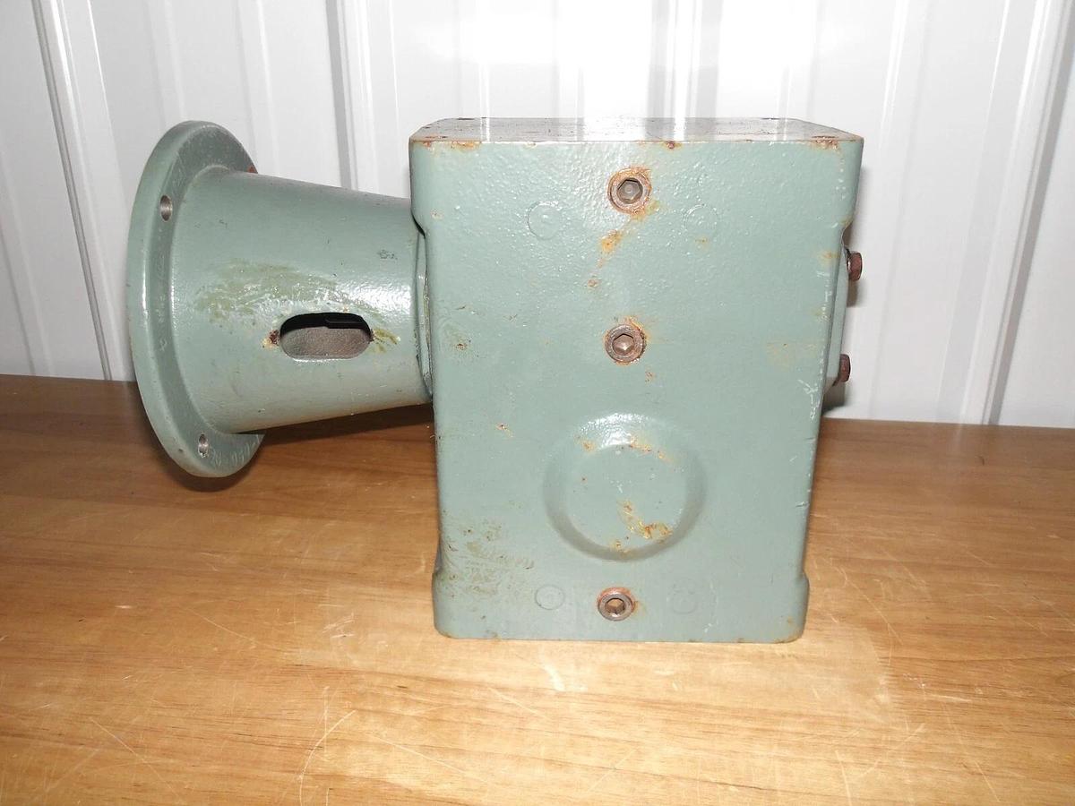Used HYTROL 4A SPEED REDUCER, RATIO 40:1, #131900G NEW