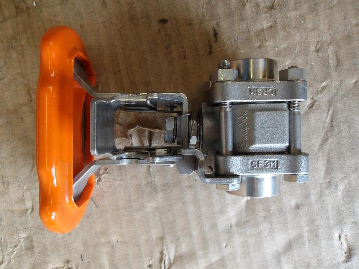Used SWAGELOK S/S BALL VALVE, #8131054G NEW
