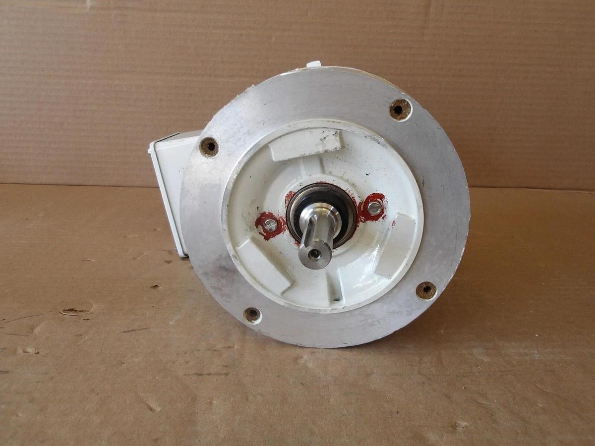 Used BALDOR - RELIANCE .5HP WASHDOWN MOTOR, 1725 RPM, 575 V, #710253G NEW