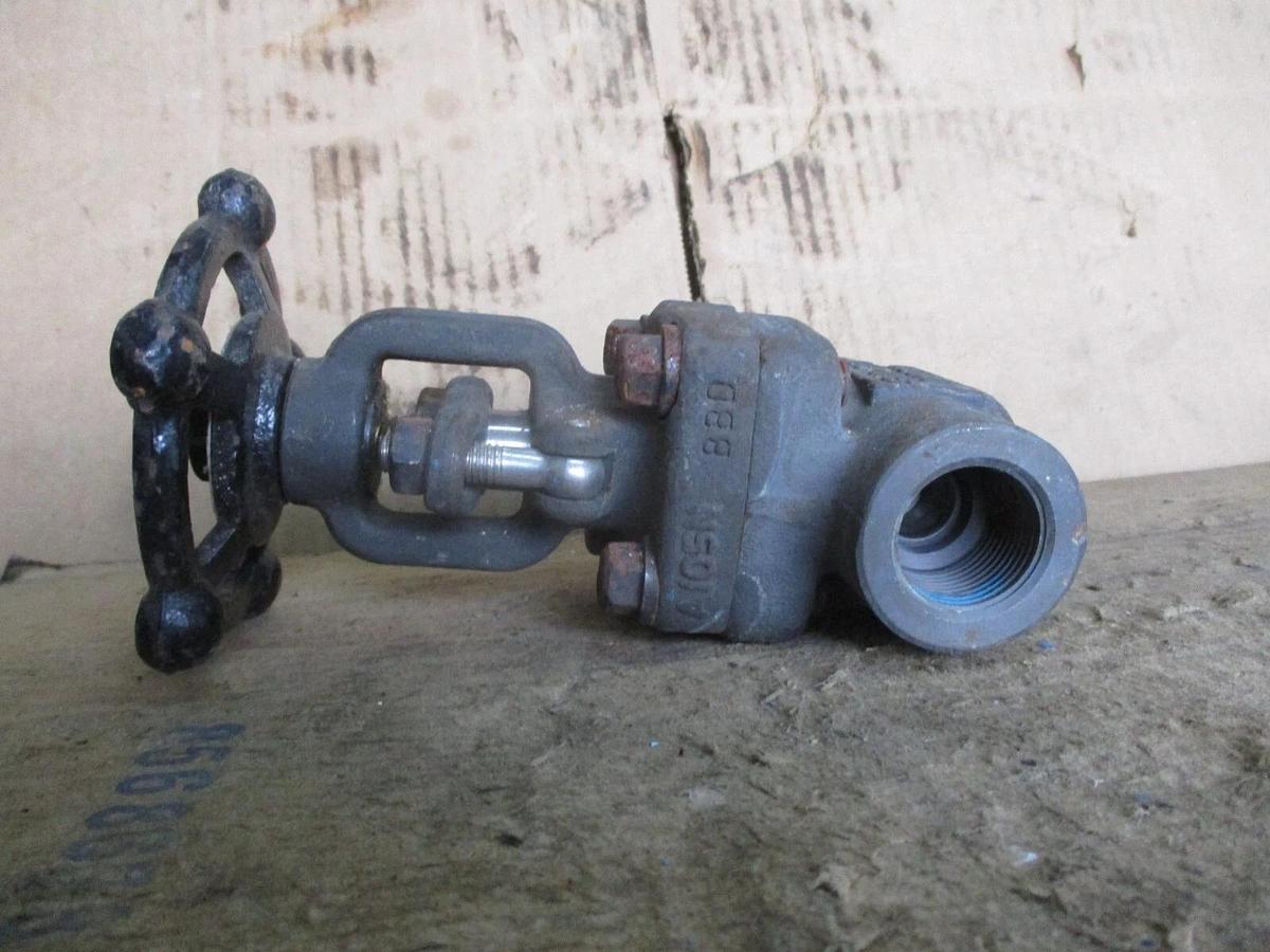 Used BERIC 3/4" IRON GATE VALVE (THREADED) #78306J NEW