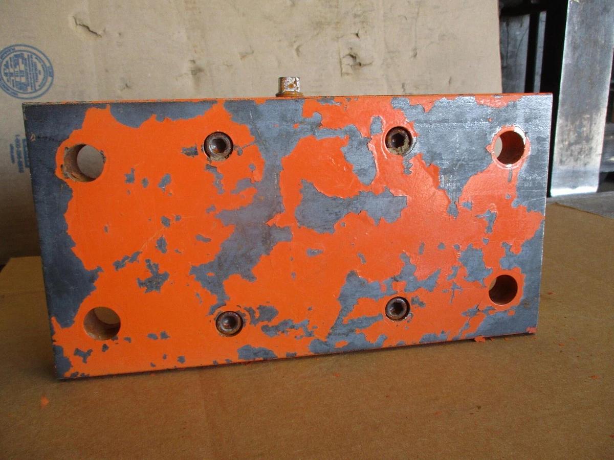 Used MARTIN ENGINEERING SIZE 250 PNEUMATIC IMPACTOR, #611326J USED