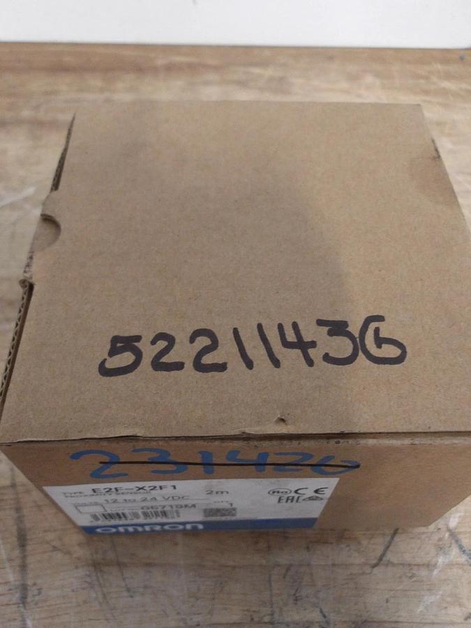 OMRON E2F-X2F1 PROXIMITY SENSOR, #5221143G NIB