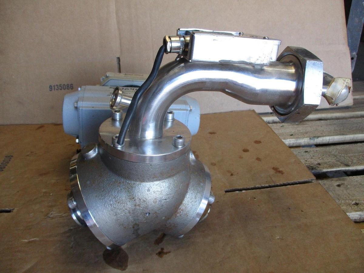 Used HYGIENIC PIGGABLE 3-WAY STAINLESS 1-1/2" DIVERTER VALVE W/ ACTUATOR, #971041J