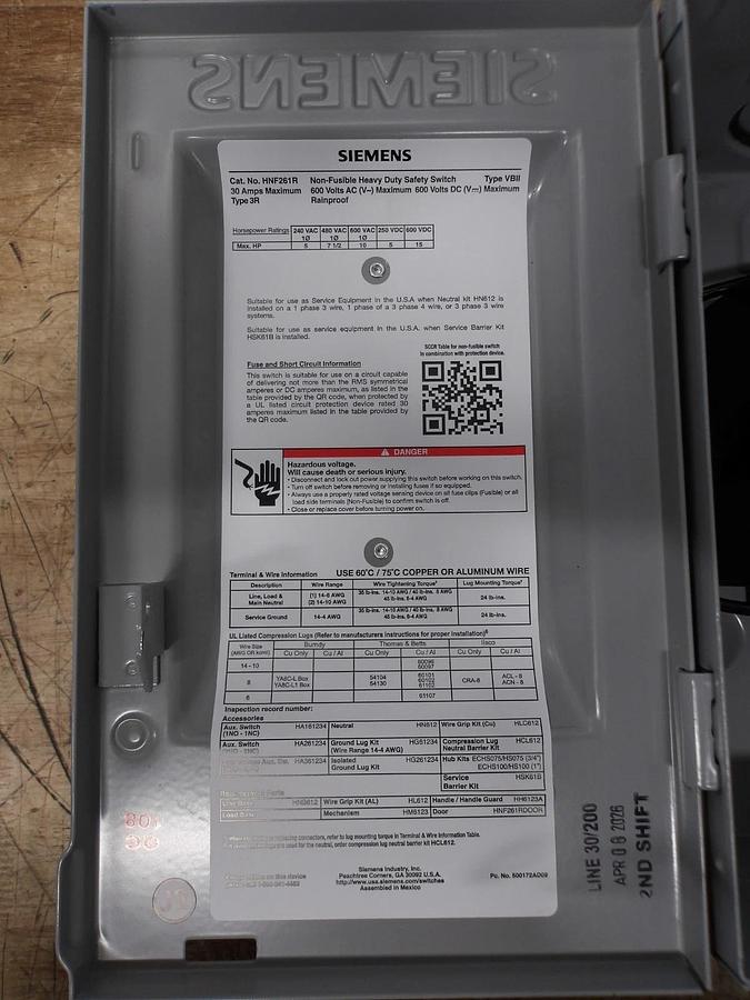 Used SIEMENS 30 AMP SAFETY SWITCH 600 V, #5111130G NEW