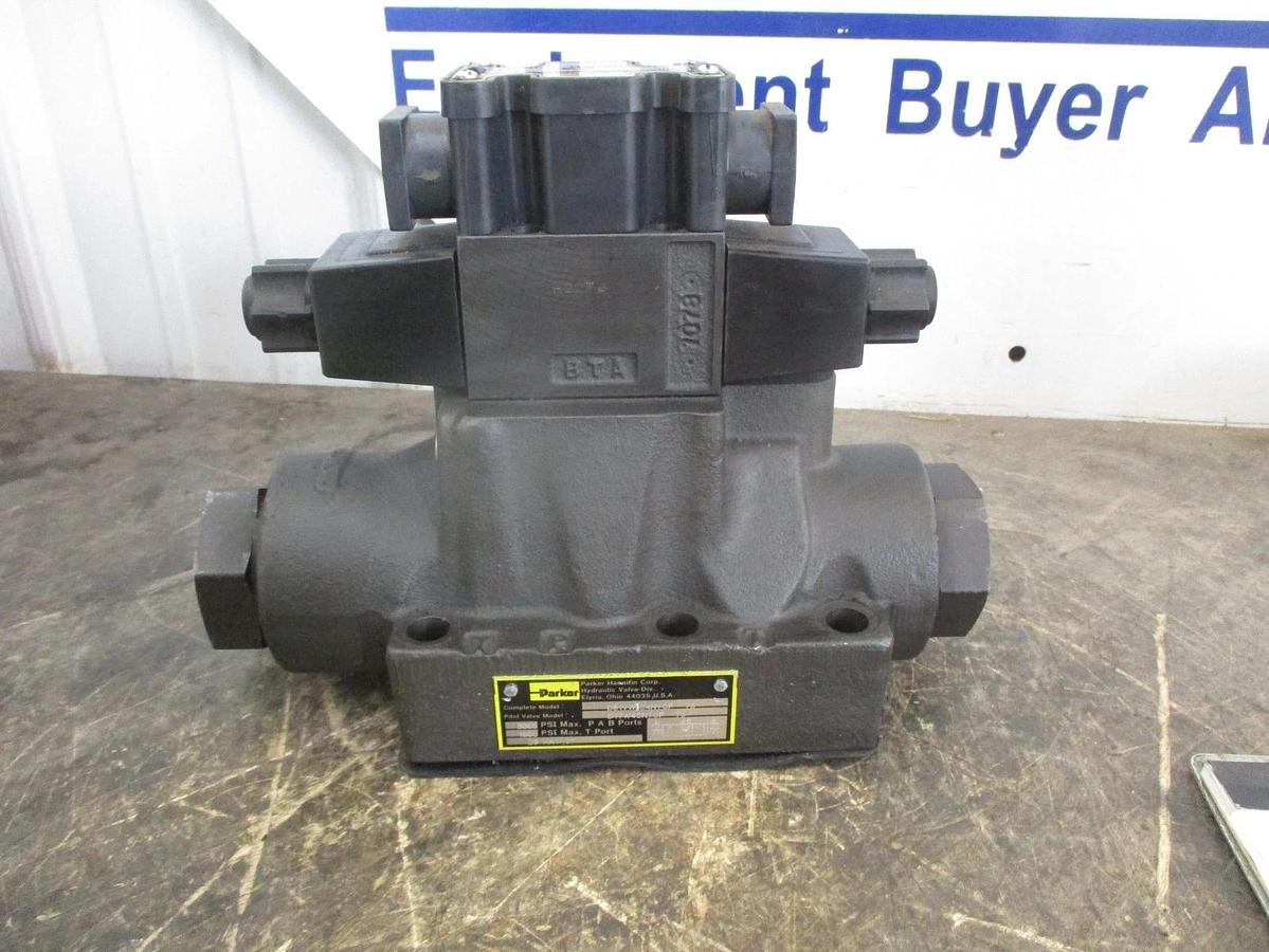 Used PARKER D61VW3CANYCE 75 HYDRAULIC DIRECTIONAL CONTROL VALVE, #826212J USED