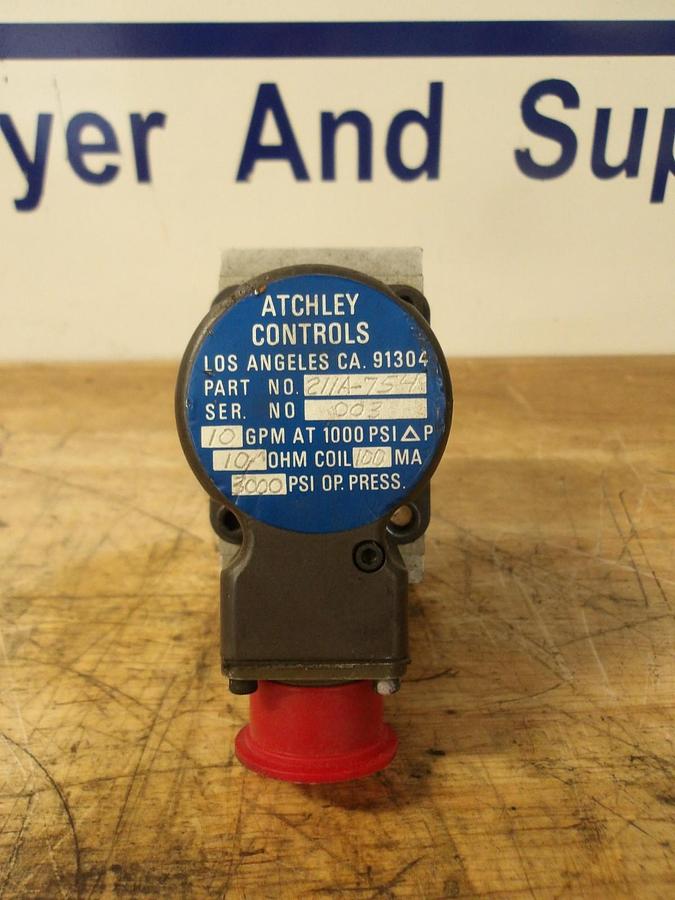 Used ATCHLEY 211A-754 SERVO VALVE, #815949G USED