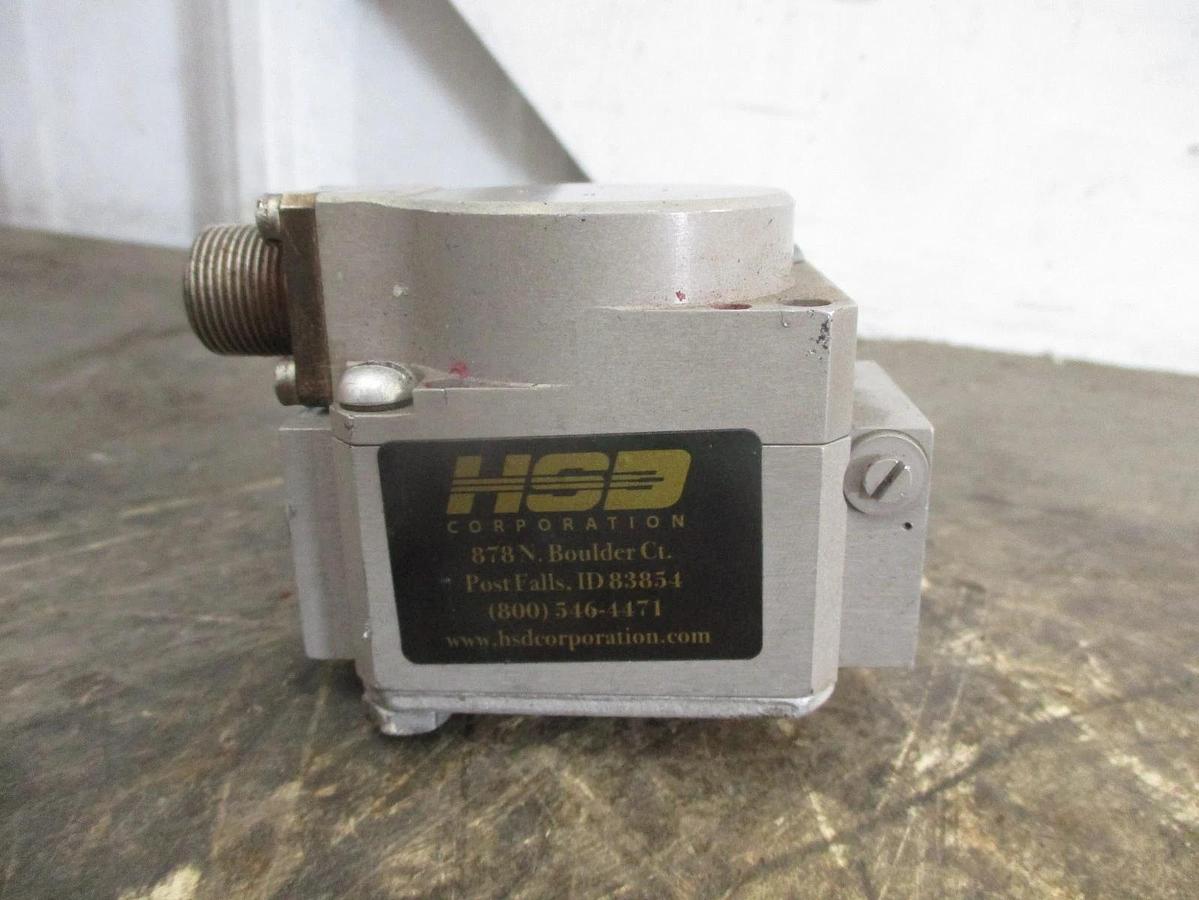 Used CADILLAC GAGE FC26-397A SERVO VALVE, #827216J USED