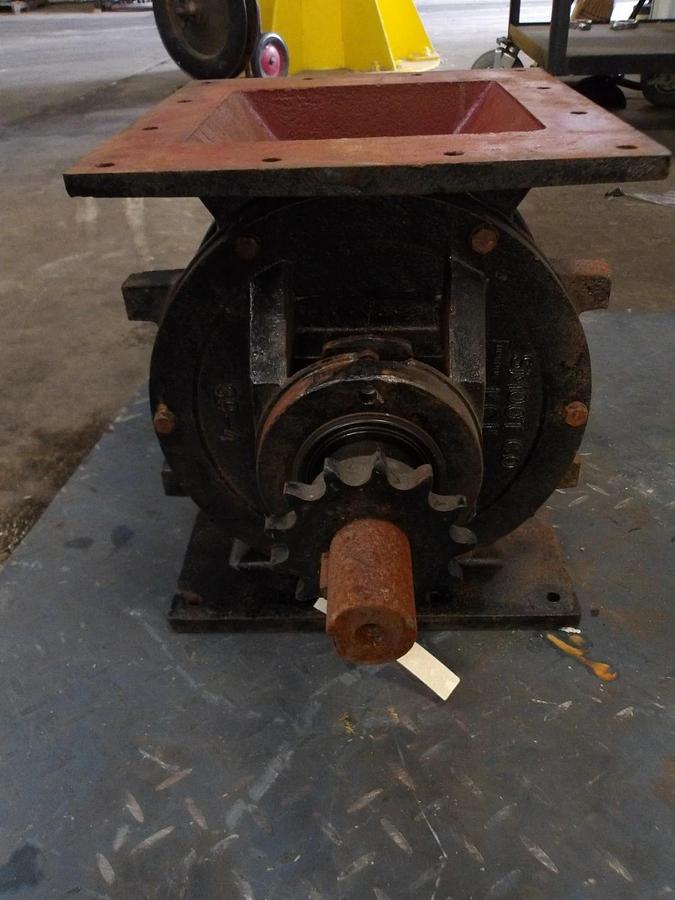 Used SMOOT 9 X 9 FEEDER (NO TAG) #6131252G NEW