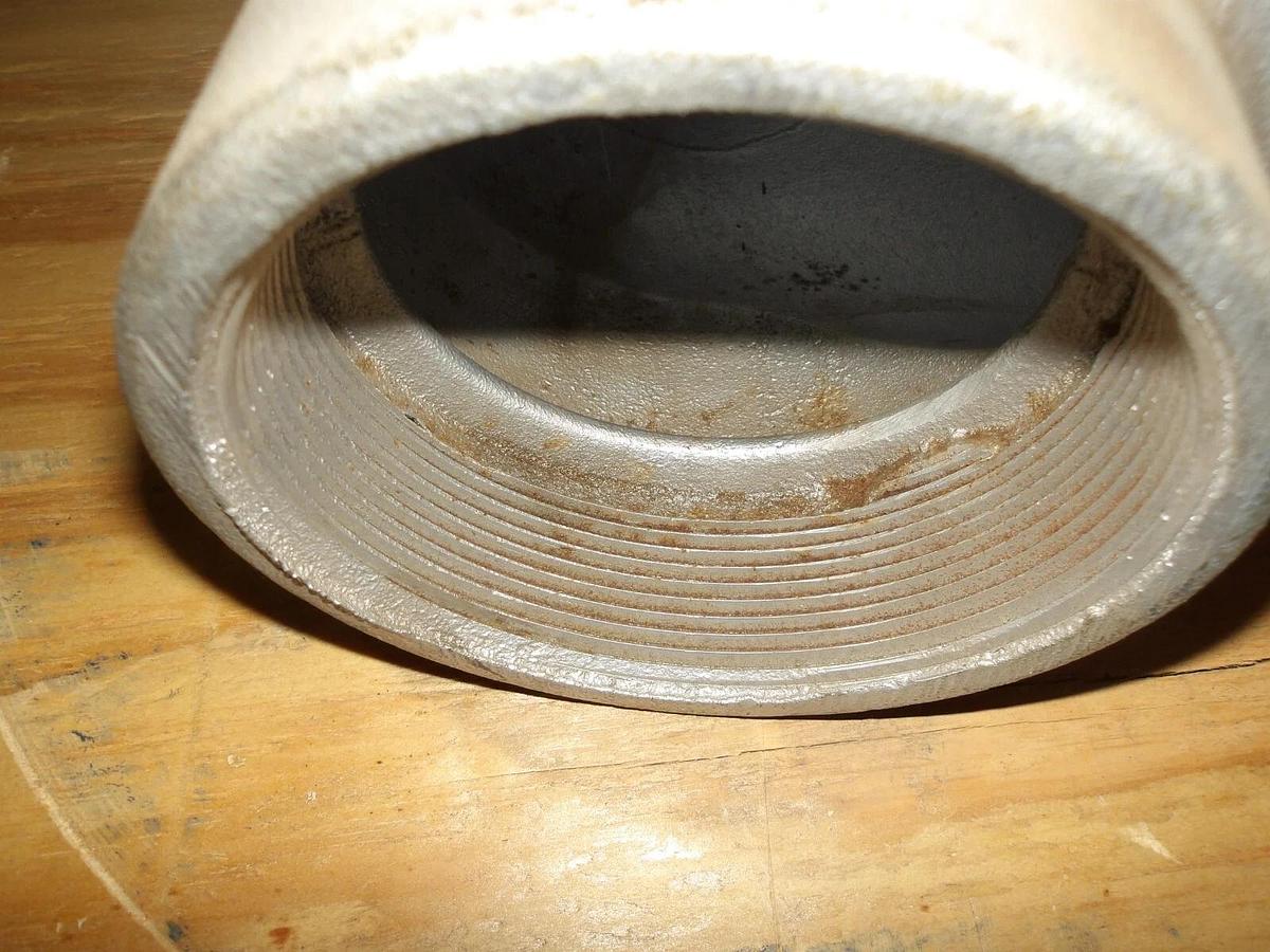 Used APPLETON 4" UNILET ELECTRICAL FITTING, #117240G NEW