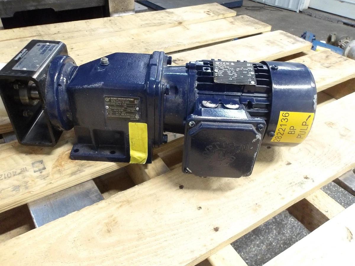 Used SEEPEX 1" X 1/2" PUMP W/ 0.50 HP MOTOR, #108138G NEW