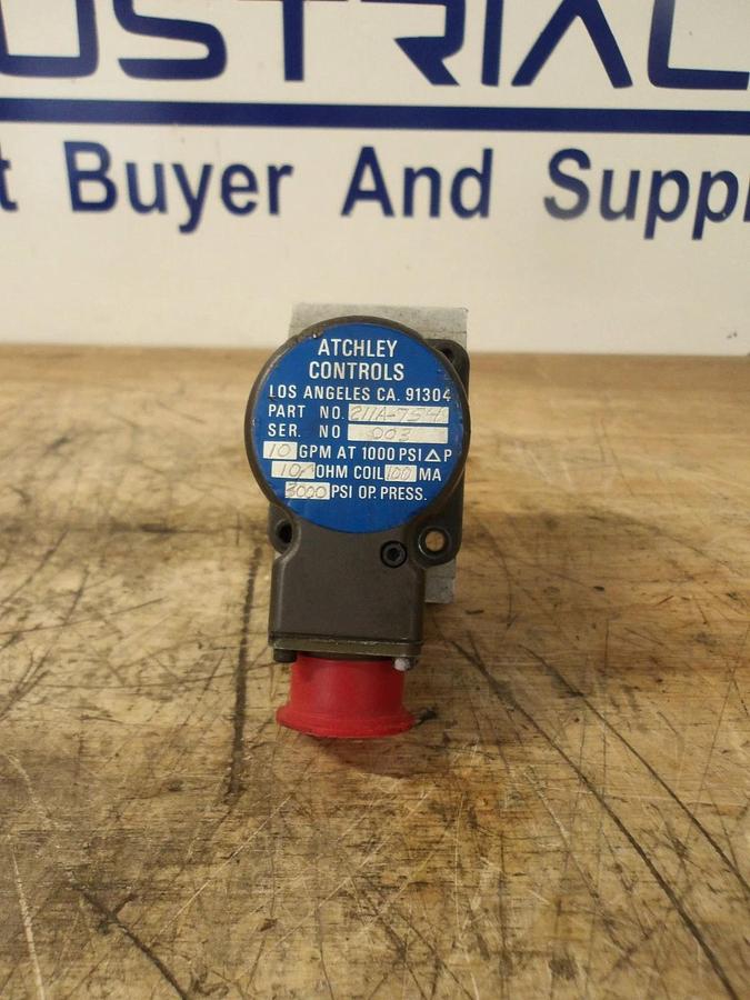 Used ATCHLEY 211A-754 SERVO VALVE, #815949G USED