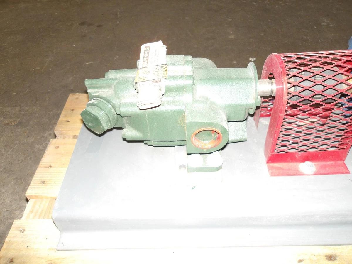 Used ROPER 1-1/2" PUMP W/ 5 HP MOTOR, #11111058GJW NEW