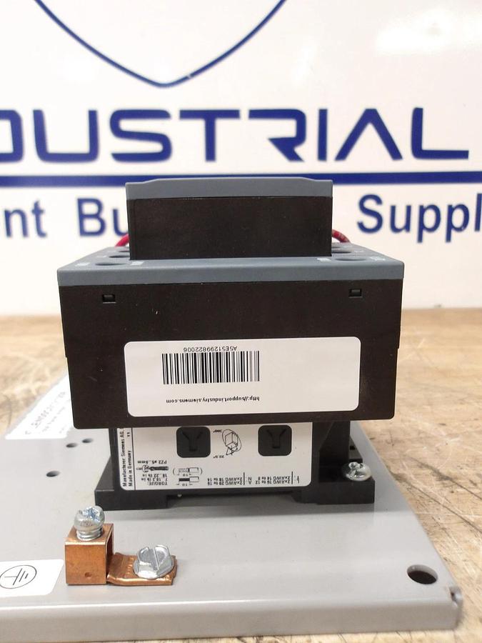 Used SIEMENS 120 A LIGHTING CONTACTOR LEN00C012120B, #617220G NEW