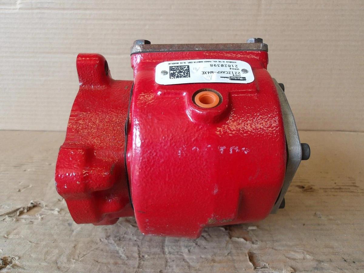 Used PARKER CHELSEA 221ZCAKP-M4XE PTO GEAR BOX, #861048G NEW