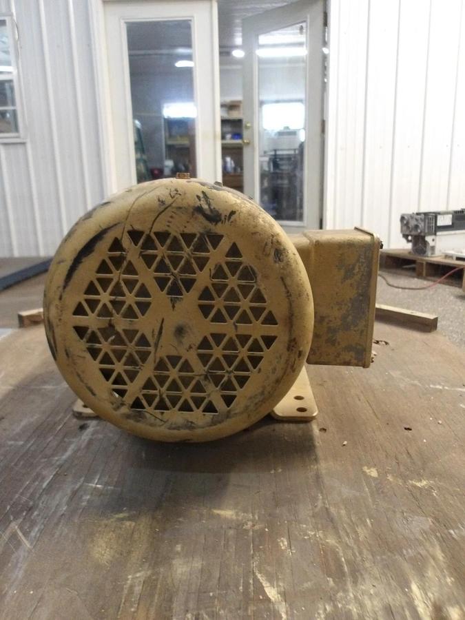 Used BALDOR RELIANCE 3 HP MOTOR, FR 182T, 3450 RPM, 208-230/460 V, #723956G USED