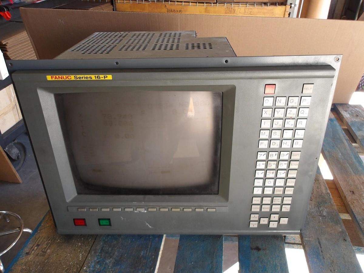 Used FANUC SERIES 16P OPERATOR PANEL A02B-0120-C071/MA, #11111103G USED