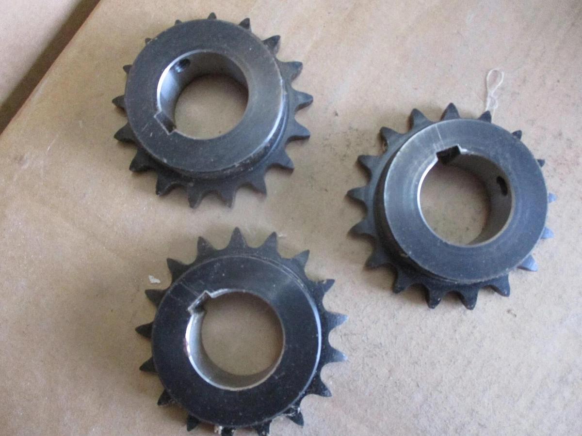 TSUBAKI 50B17F-38MM ROLLER CHAIN SPROCKET (LOT OF 3), #416747J NIB