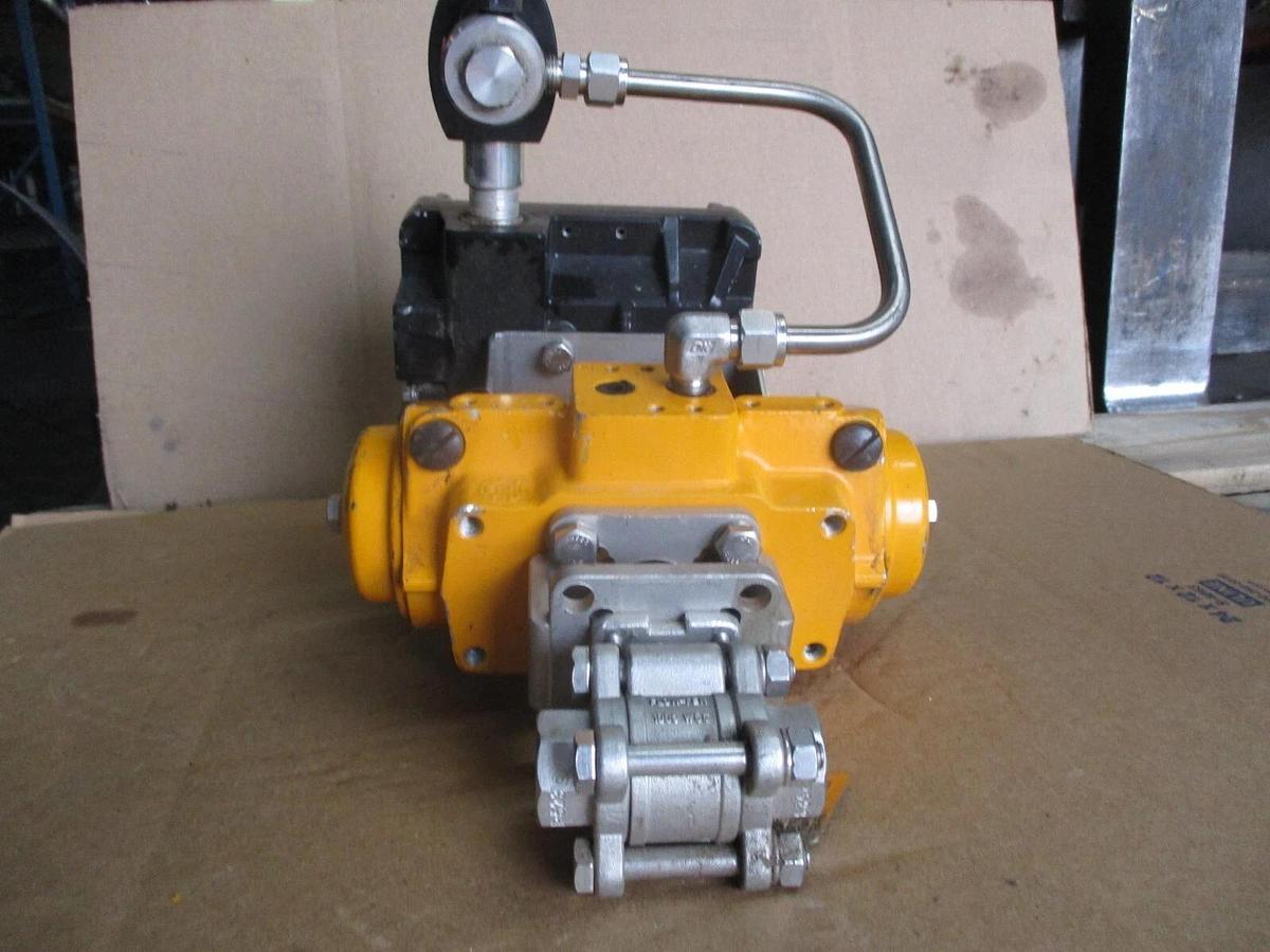 Used FLOW-TEK 1/2" STAINLESS CONTROL VALVE W/ ACTUATOR, #68840J NEW