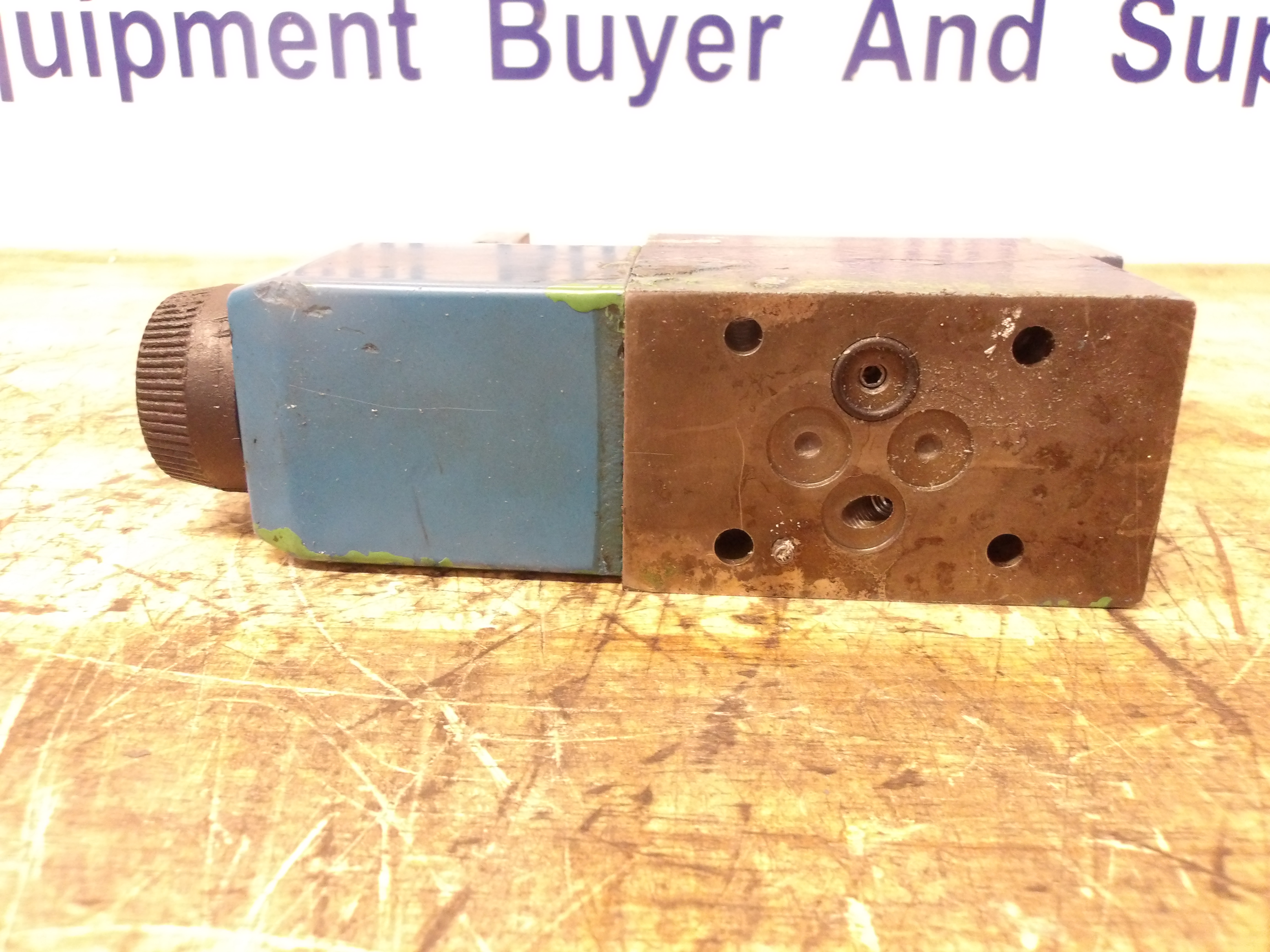 Used VICKERS KACG3250DZM2PD714110 PROPORTIONAL VALVE
