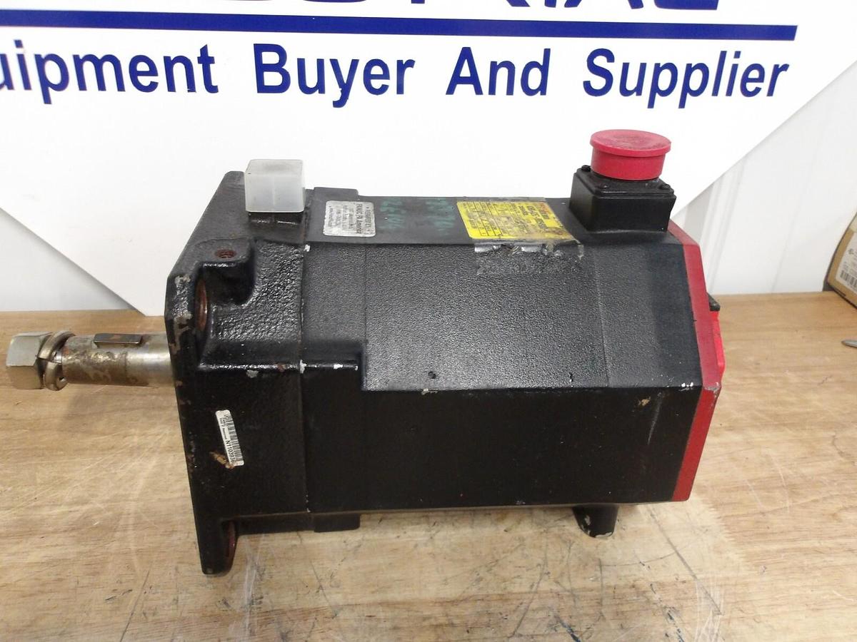 Used FANUC A06B-0267-B605 S000-R AC SERVO MOTOR, 2000 RPM, #5141110G REMANUFACTURED