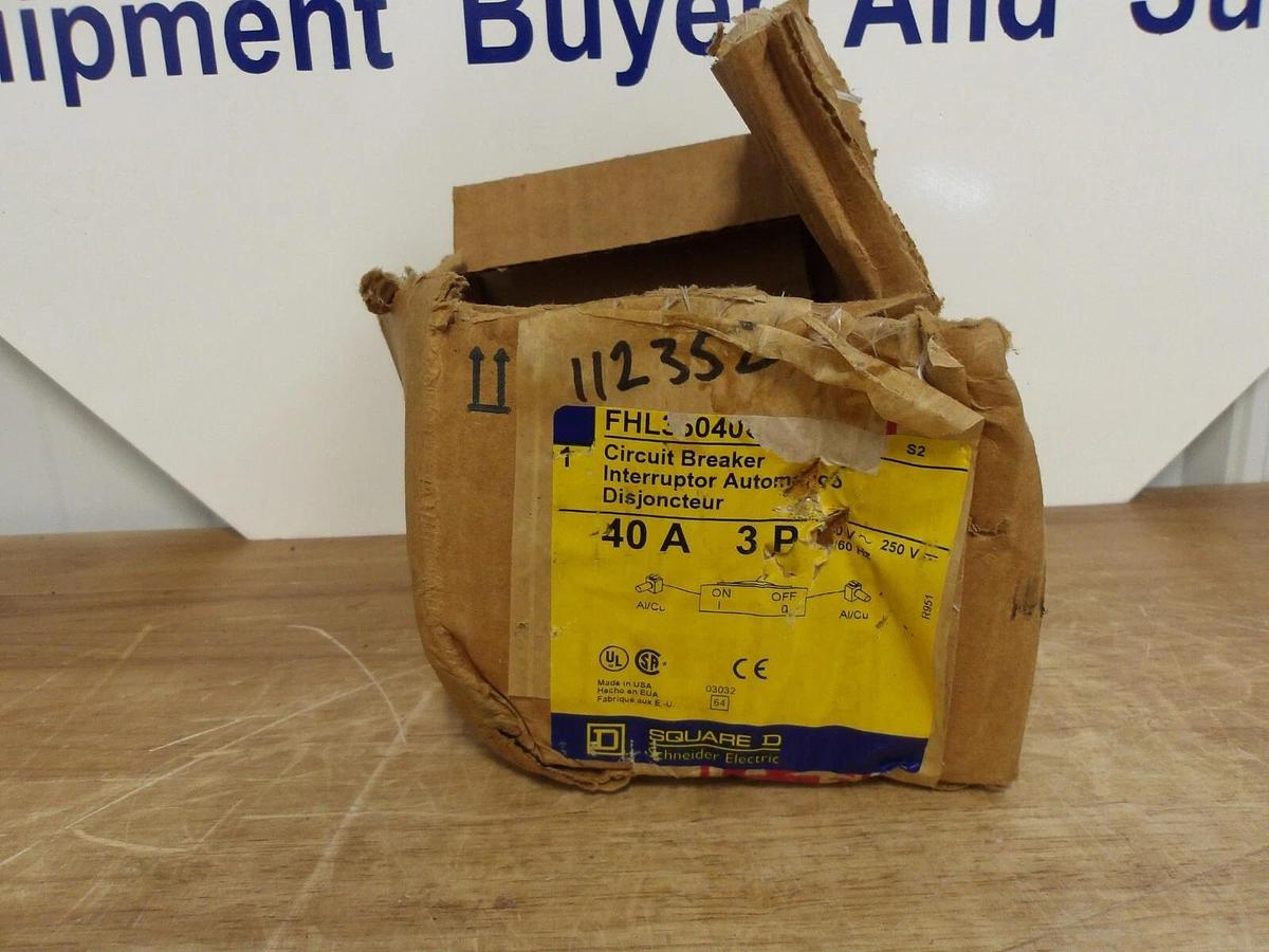 SQUARE D FHL36040G 40 AMP BREAKER, #2261009G NIB