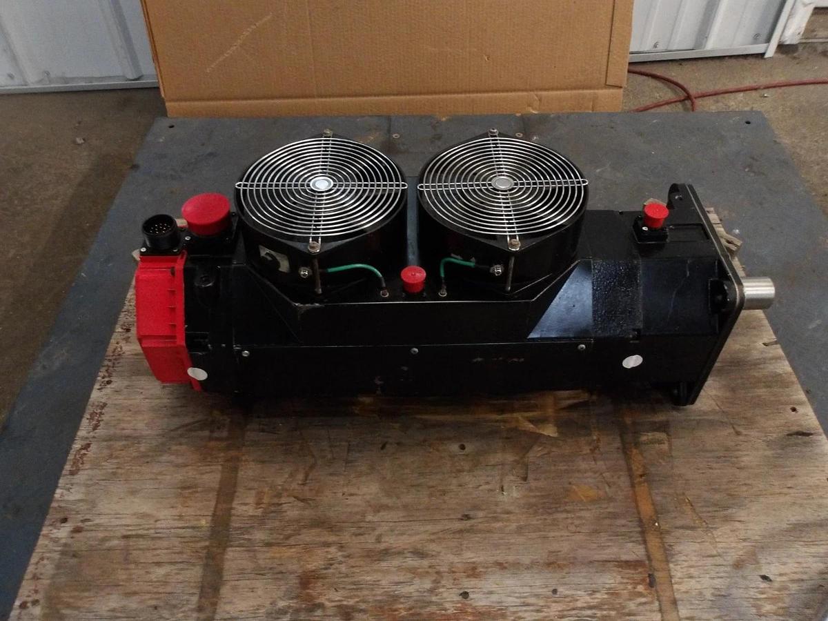 Used FANUC A06B-0158-B188 AC SERVO MOTOR, 2000 RPM, #6171040G REMANUFACTURED