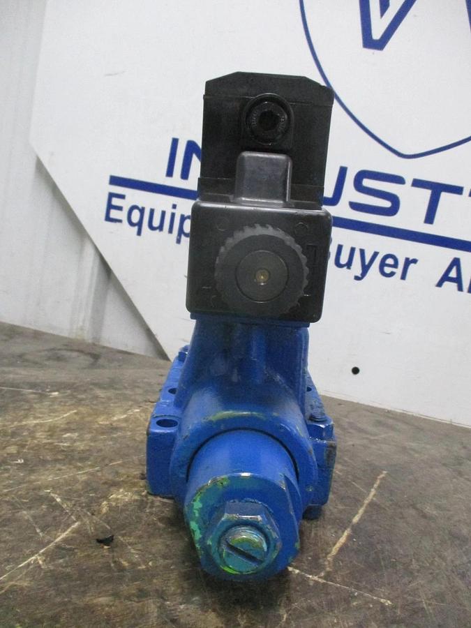 Used BOSCH 081WV10P1V1004KA115/60 DIRECTIONAL VALVE, #8261049J USED