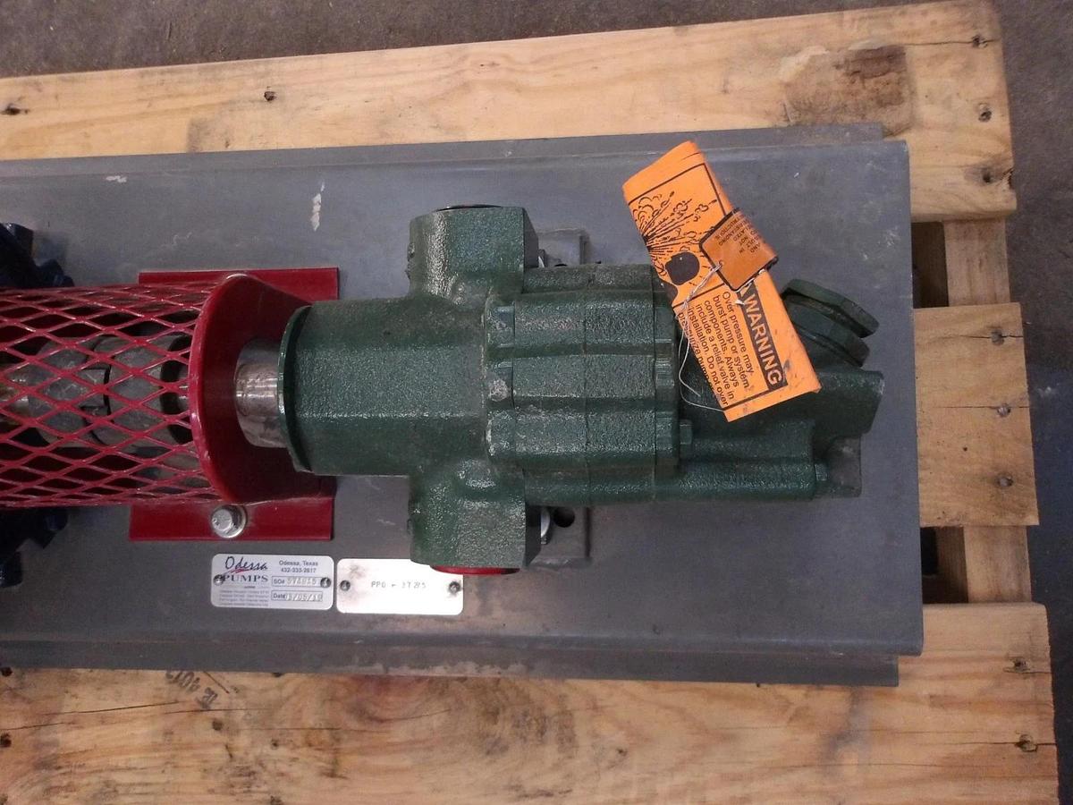 Used ROPER 1-1/2" PUMP W/ 5 HP MOTOR, #1111937G NEW