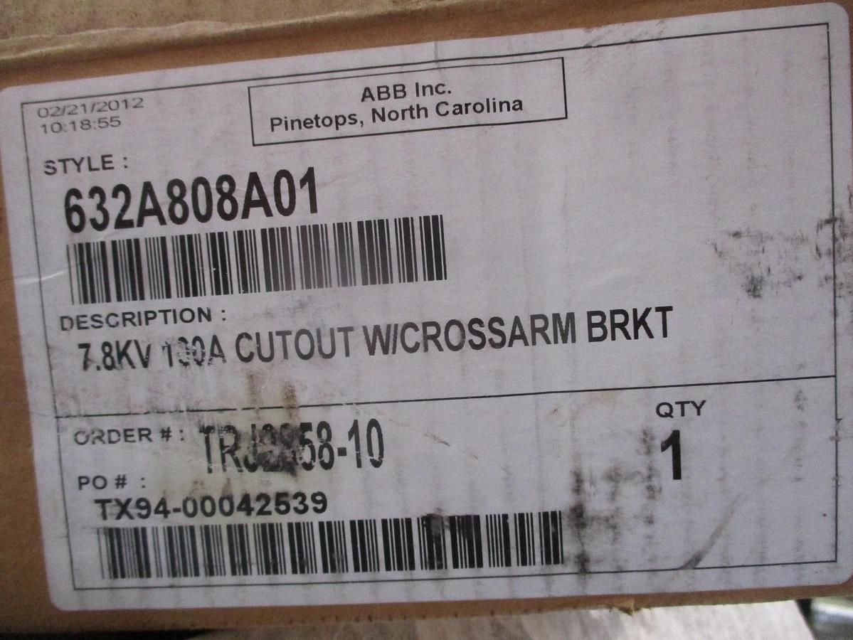 ABB 7.8 KV 100A FUSE CUTOUT / CROSSARM BRKT EU/EUH, #33200J NIB