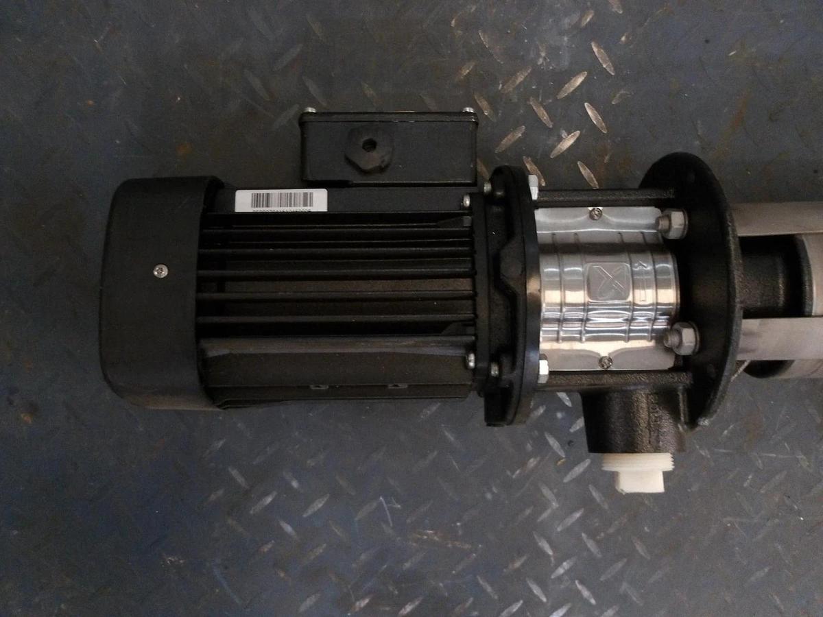Used GRUNDFOS 1-1/2" PUMP WITH 1-1/2 HP MOTOR MTR3-23/8, #611925G NEW